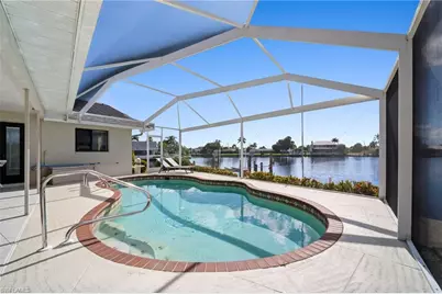 4530 W Coral Cir, Fort Myers, FL 33903 - Photo 5