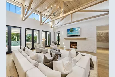 424 Spinnaker Dr, Naples, FL 34102 - Photo 7