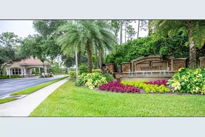 8661 Gleneagle Way, Naples, FL 34120 - Photo 21