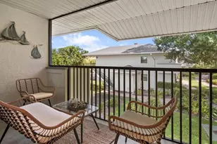 600 Neapolitan Way, Naples, FL 34103 - Photo 5