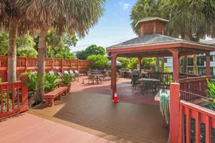 600 Neapolitan Way, Naples, FL 34103 - Photo 23