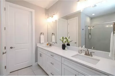 9423 Terresina Dr, Naples, FL 34119 - Photo 45