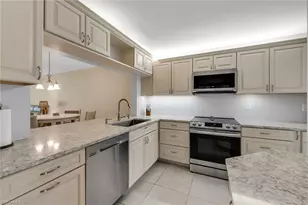 236 Pebble Beach Cir, Naples, FL 34113 - Photo 3