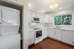 4160 Crayton Rd, Naples, FL 34103 - Photo 15