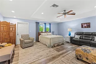 2569 Outrigger Ln, Naples, FL 34104 - Photo 15