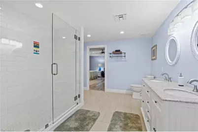 2569 Outrigger Ln, Naples, FL 34104 - Photo 17