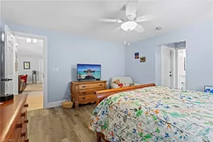 2569 Outrigger Ln, Naples, FL 34104 - Photo 21