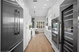 27080 Lake Harbor Ct, Bonita Springs, FL 34134 - Photo 7