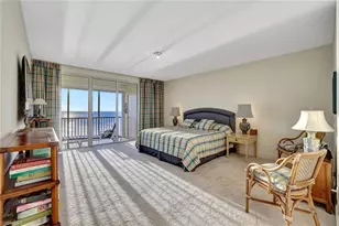 8111 Bay Colony Dr, Naples, FL 34108 - Photo 15