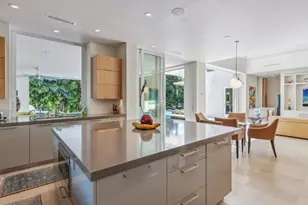 440 Spinnaker Dr, Naples, FL 34102 - Photo 7