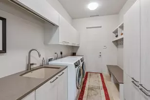 440 Spinnaker Dr, Naples, FL 34102 - Photo 45