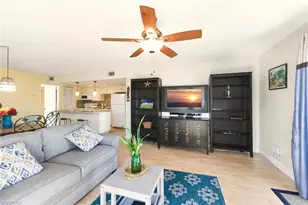 272 Palm Dr, Naples, FL 34112 - Photo 9