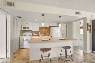 272 Palm Dr, Naples, FL 34112 - Photo 13