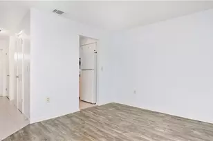 600 Valley Stream Dr, Naples, FL 34113 - Photo 15