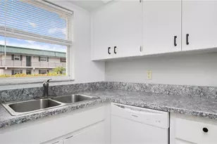 600 Valley Stream Dr, Naples, FL 34113 - Photo 13