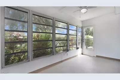 600 Valley Stream Dr #I, Naples, FL 34113 - Photo 3