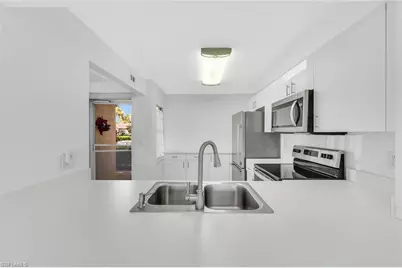 1086 Forest Lakes Dr #102, Naples, FL 34105 - Photo 5