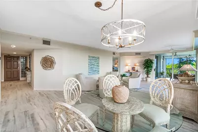 20 Seagate Dr #103, Naples, FL 34103 - Photo 3