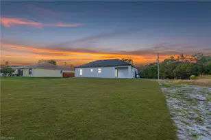 556 Woodview Dr, Lehigh Acres, FL 33972 - Photo 25