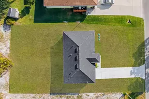 556 Woodview Dr, Lehigh Acres, FL 33972 - Photo 29