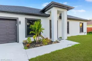 556 Woodview Dr, Lehigh Acres, FL 33972 - Photo 5