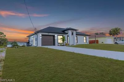 556 Woodview Dr, Lehigh Acres, FL 33972 - Photo 3