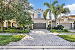 1365 Serrano Cir, Naples, FL 34105 - Photo 1