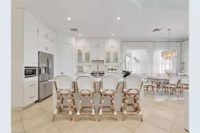 1365 Serrano Cir, Naples, FL 34105 - Photo 11