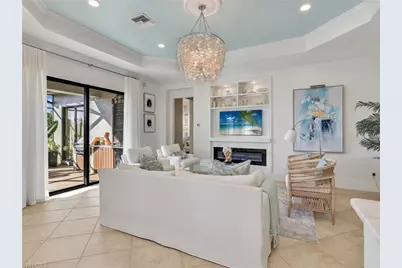 1365 Serrano Cir, Naples, FL 34105 - Photo 17