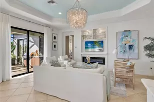 1365 Serrano Cir, Naples, FL 34105 - Photo 17