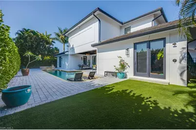 55 E Burning Tree Dr, Naples, FL 34105 - Photo 39