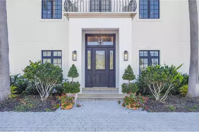 55 E Burning Tree Dr, Naples, FL 34105 - Photo 3