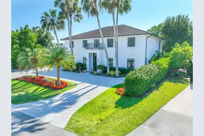 55 E Burning Tree Dr, Naples, FL 34105 - Photo 1