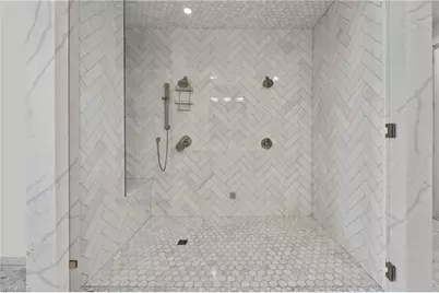 55 E Burning Tree Dr, Naples, FL 34105 - Photo 21