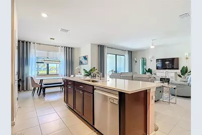 2085 Yellowfin Cir, Naples, FL 34114 - Photo 17