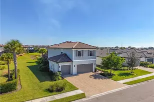 2085 Yellowfin Cir, Naples, FL 34114 - Photo 3