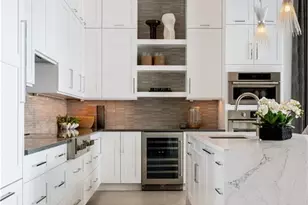 536 107th Ave N, Naples, FL 34108 - Photo 3