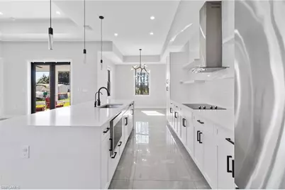 2740 35th Ave NE, Naples, FL 34120 - Photo 7