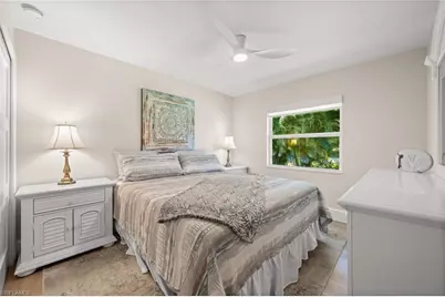 1925 Imperial Golf Course Blvd, Naples, FL 34110 - Photo 27