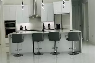 2604 20th Ave NE, Naples, FL 34120 - Photo 9