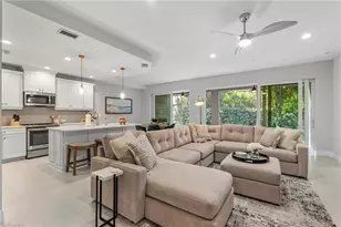 2640 Seychelles Cir, Naples, FL 34112 - Photo 7