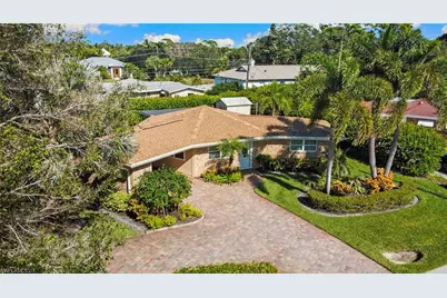 9817 Pennsylvania Ave, Bonita Springs, FL 34135 - Photo 35