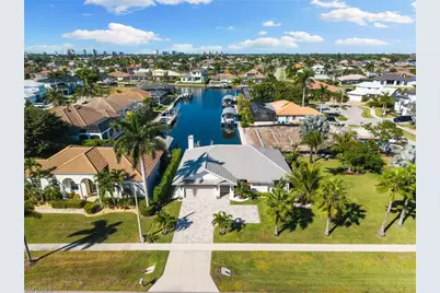 72 N Barfield Dr, Marco Island, FL 34145 - Photo 39