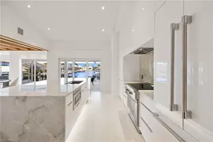 72 N Barfield Dr, Marco Island, FL 34145 - Photo 11