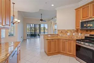 9235 Tesoro Ln, Naples, FL 34114 - Photo 7