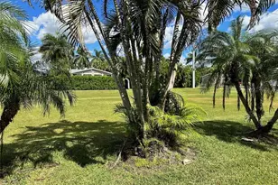 1453 Diamond Lake Cir, Naples, FL 34114 - Photo 13