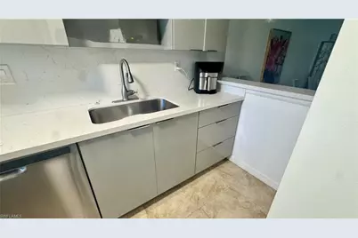 5339 Treetops Dr, Naples, FL 34113 - Photo 5