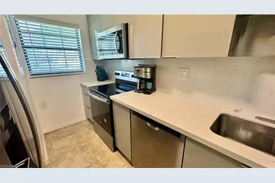 5339 Treetops Dr, Naples, FL 34113 - Photo 3