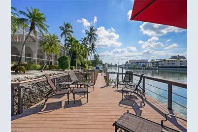 216 Spring Line Dr, Naples, FL 34102 - Photo 23