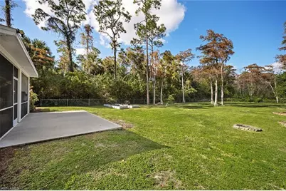 535 33rd Ave NE, Naples, FL 34120 - Photo 15